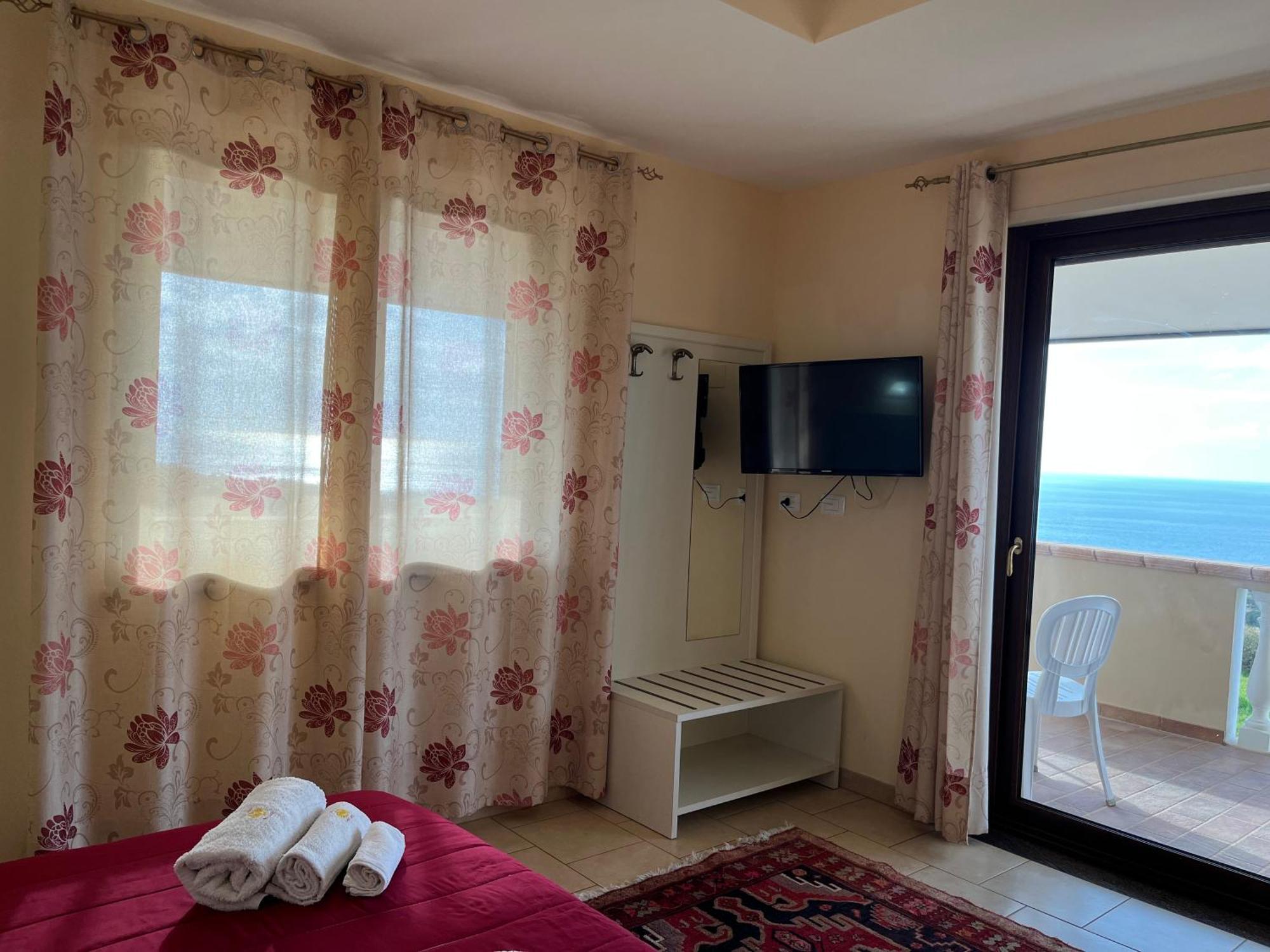 Residenza Domus Aurea Tropea- Vista Mare Ξενοδοχείο Santa Domenica  Εξωτερικό φωτογραφία