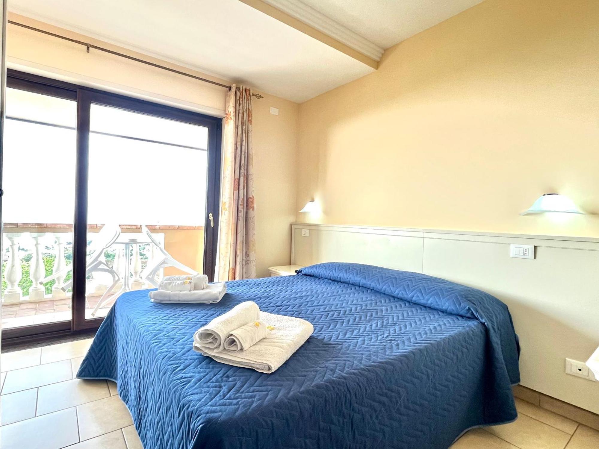 Residenza Domus Aurea Tropea- Vista Mare Ξενοδοχείο Santa Domenica  Εξωτερικό φωτογραφία